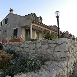 Le Serre , Villalba (Sicily) Italia